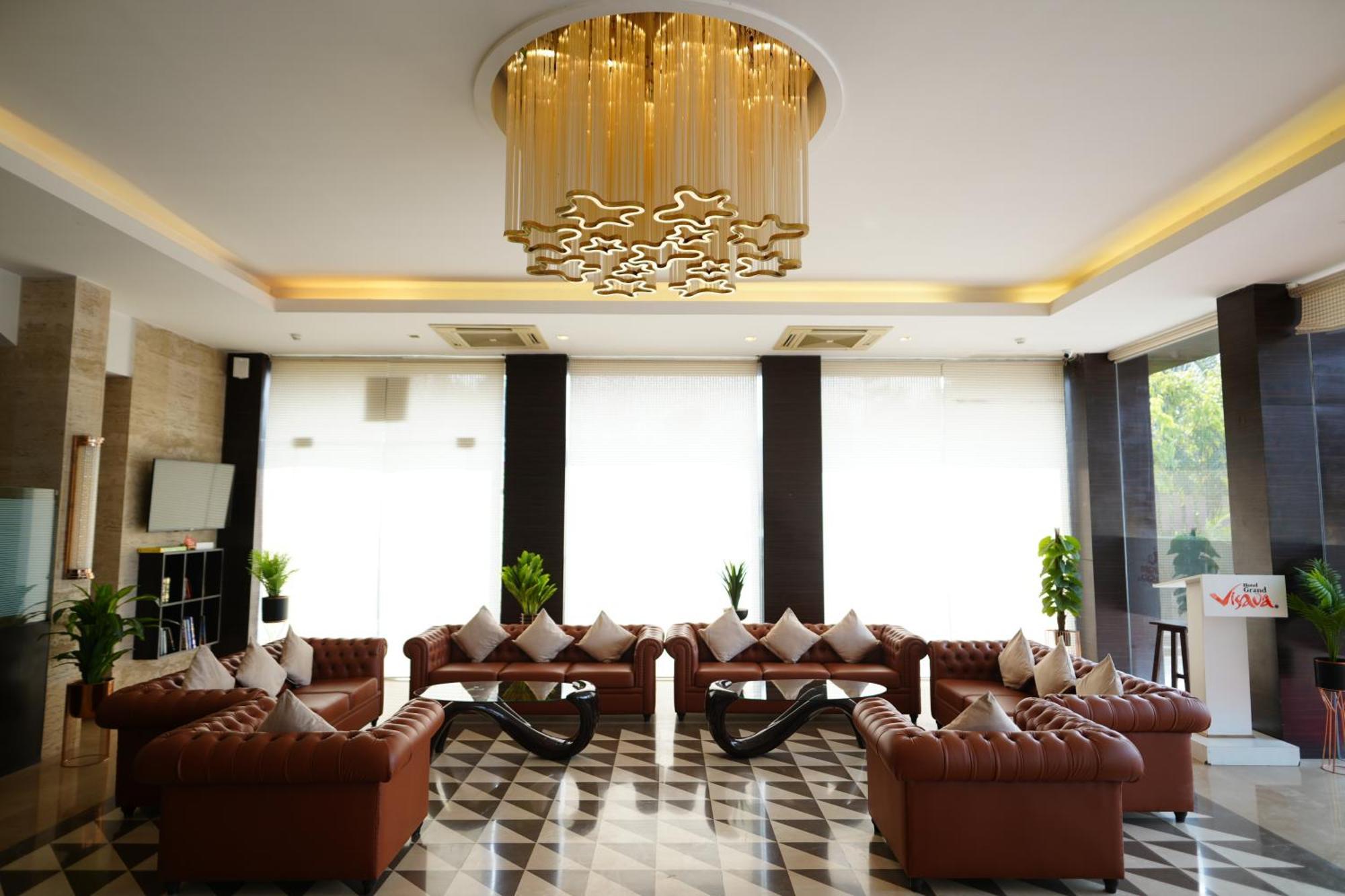 Hotel Grand Visava Lonavala Exteriér fotografie