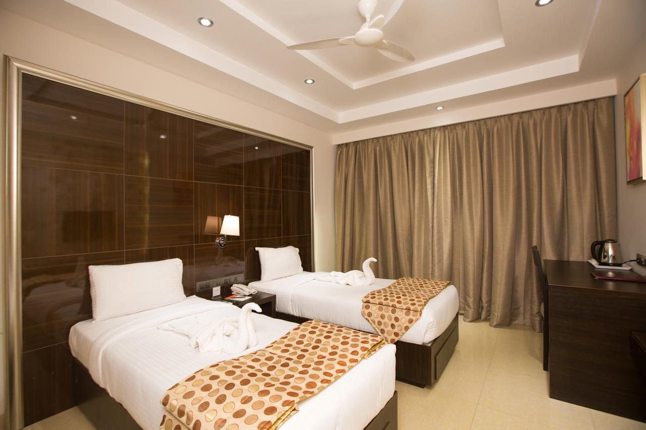 Hotel Grand Visava Lonavala Exteriér fotografie